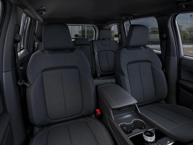 2025 Jeep Grand Cherokee Laredo 4x2