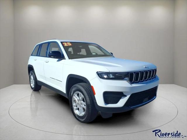 2025 Jeep Grand Cherokee Laredo 4x2 for sale in New Bern, NC
