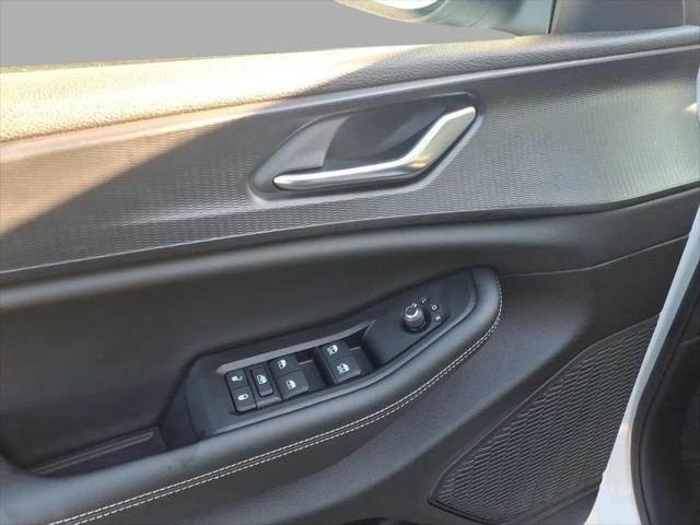 2025 Jeep Grand Cherokee Laredo 4x2
