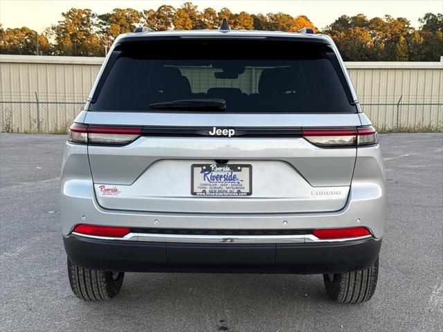 2025 Jeep Grand Cherokee GRAND CHEROKEE LAREDO X 4X2