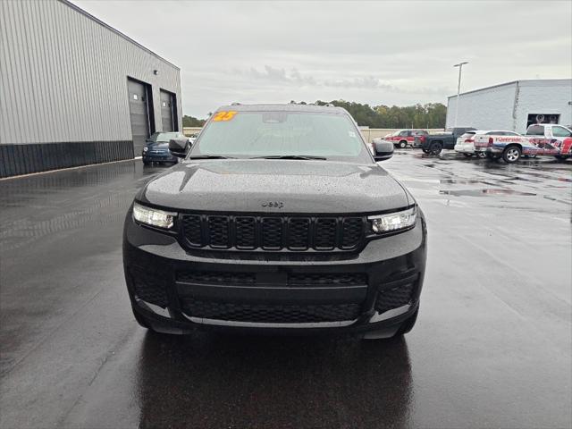 2025 Jeep Grand Cherokee GRAND CHEROKEE L ALTITUDE X 4X4