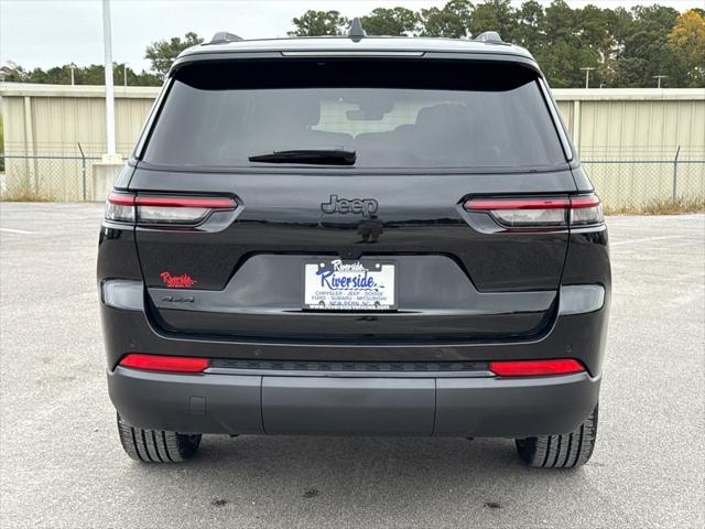 2025 Jeep Grand Cherokee GRAND CHEROKEE L ALTITUDE X 4X4