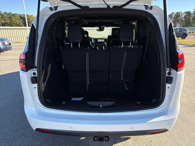 2026 Chrysler Pacifica Limited AWD