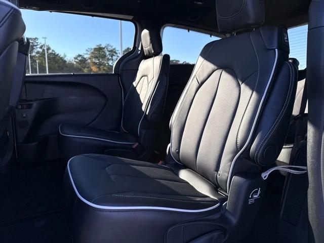 2026 Chrysler Pacifica Limited AWD
