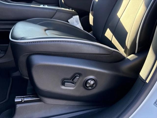 2026 Chrysler Pacifica Limited AWD