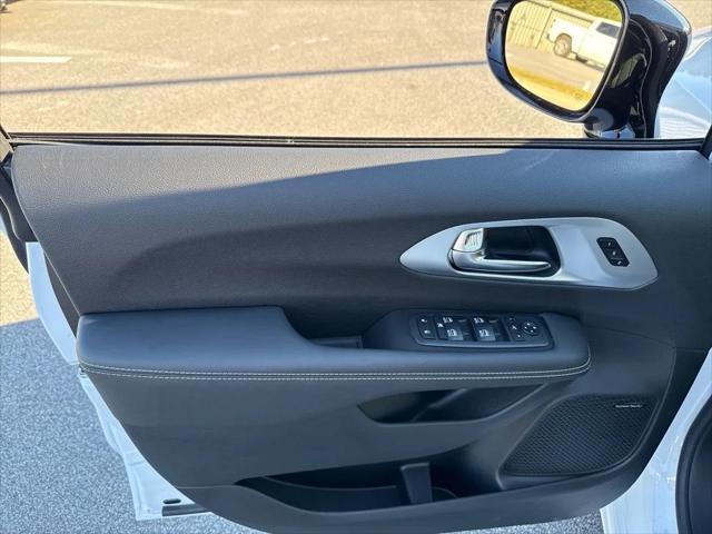 2026 Chrysler Pacifica Limited AWD
