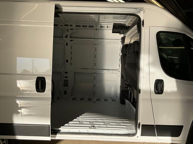 2025 RAM Ram ProMaster RAM PROMASTER 1500 TRADESMAN CARGO VAN HIGH ROOF 136 WB