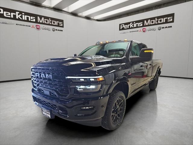 2026 RAM Ram 3500 RAM 3500 LIMITED CREW CAB 4X4 8 BOX