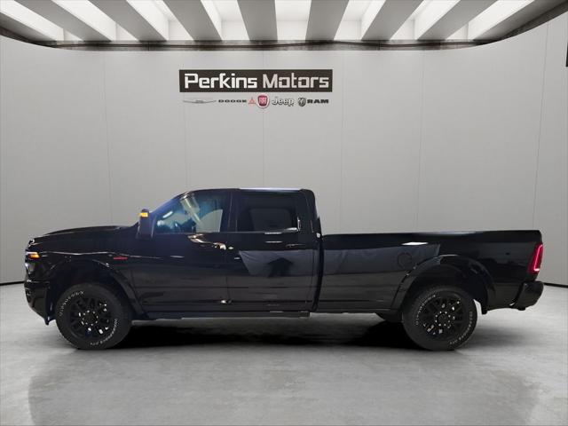 2026 RAM Ram 3500 RAM 3500 LIMITED CREW CAB 4X4 8 BOX