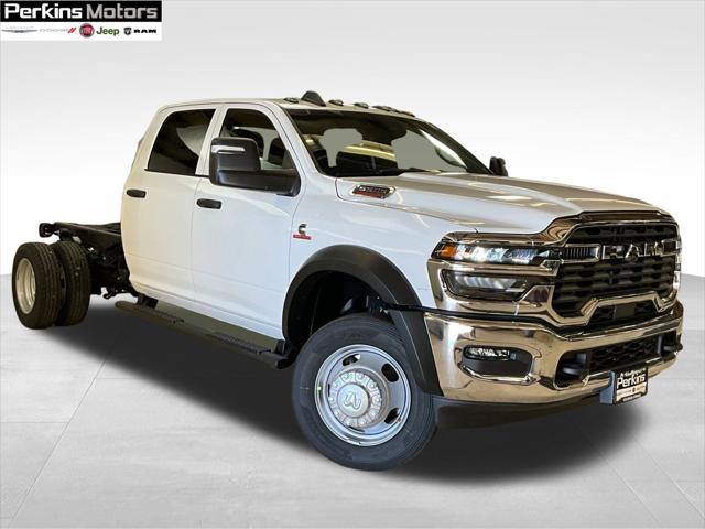 2026 RAM Ram 5500 Chassis Cab RAM 5500 TRADESMAN CHASSIS CREW CAB 4X4 60 CA 2026 RAM Ram 5500 Chassis Cab RAM 5500 TRADESMAN CHASSIS CREW CAB 4X4 60 CA