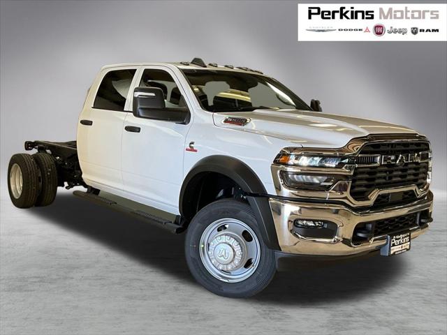 2026 RAM Ram 5500 Chassis Cab RAM 5500 TRADESMAN CHASSIS CREW CAB 4X4 60 CA