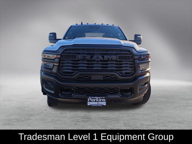 2026 RAM Ram 5500 Chassis Cab RAM 5500 TRADESMAN CHASSIS CREW CAB 4X4 84 CA 2026 RAM Ram 5500 Chassis Cab RAM 5500 TRADESMAN CHASSIS CREW CAB 4X4 84 CA