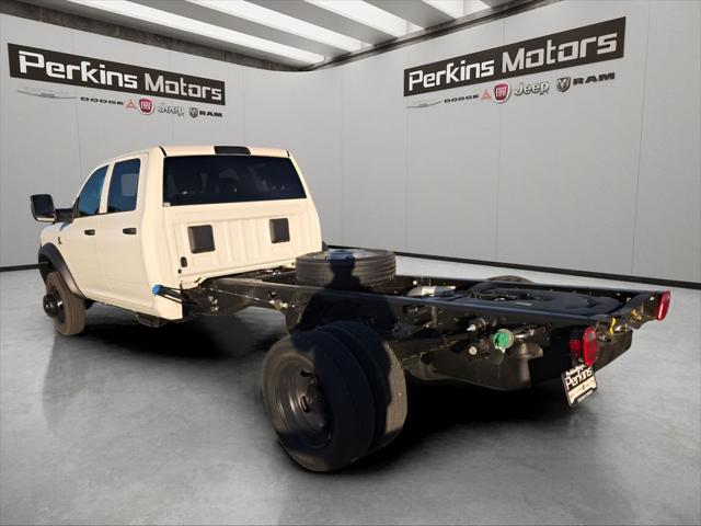 2026 RAM Ram 5500 Chassis Cab RAM 5500 TRADESMAN CHASSIS CREW CAB 4X4 84 CA