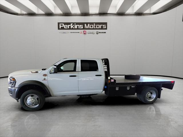 2026 RAM 5500 Chassis RAM 5500 TRADESMAN CHASSIS CREW CAB 4X4 84 CA