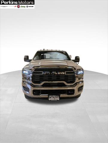 2026 RAM Ram 3500 Chassis Cab RAM 3500 TRADESMAN CREW CAB CHASSIS 4X4 60 CA 2026 RAM Ram 3500 Chassis Cab RAM 3500 TRADESMAN CREW CAB CHASSIS 4X4 60 CA