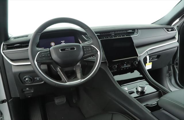 2025 Jeep Grand Cherokee GRAND CHEROKEE LIMITED 4X4 2025 Jeep Grand Cherokee GRAND CHEROKEE LIMITED 4X4