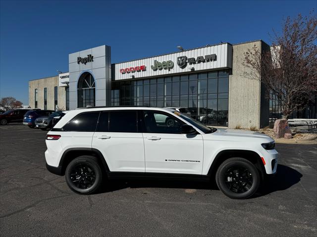 2025 Jeep Grand Cherokee GRAND CHEROKEE ALTITUDE X 4X4