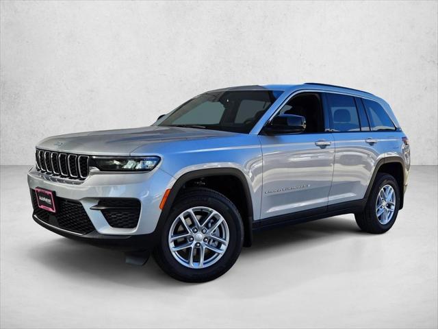 2025 Jeep Grand Cherokee GRAND CHEROKEE LAREDO X 4X2