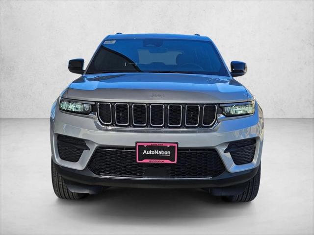 2025 Jeep Grand Cherokee Laredo X 4x4