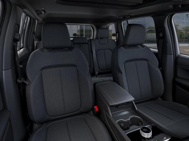 2025 Jeep Grand Cherokee Laredo X 4x4