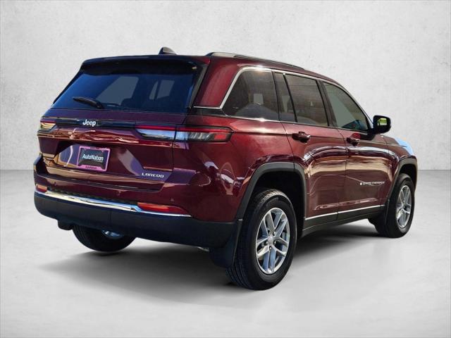 2025 Jeep Grand Cherokee GRAND CHEROKEE LAREDO X 4X4