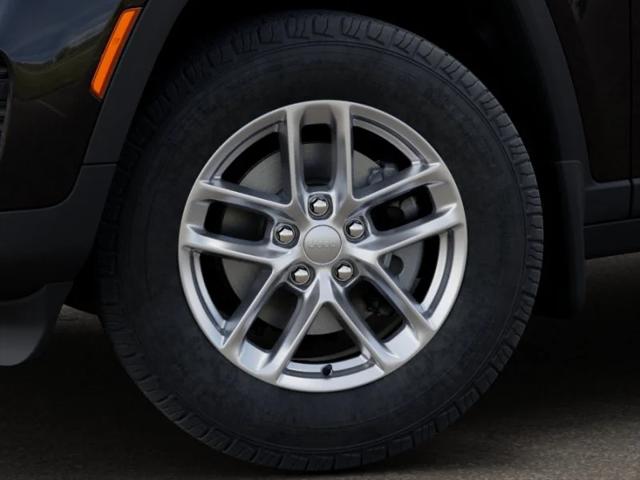 2025 Jeep Grand Cherokee Laredo X 4x4