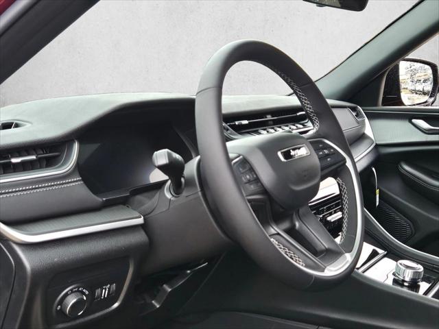 2025 Jeep Grand Cherokee GRAND CHEROKEE L ALTITUDE X 4X2 2025 Jeep Grand Cherokee GRAND CHEROKEE L ALTITUDE X 4X2