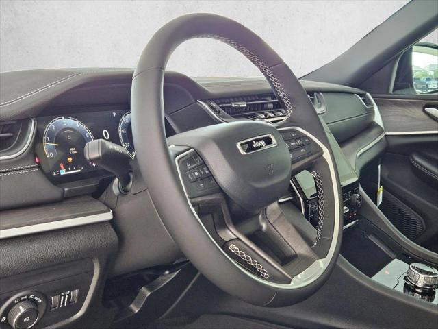 2025 Jeep Grand Cherokee GRAND CHEROKEE L LIMITED 4X2