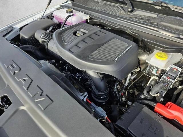 2026 Ram 1500 Limited Crew Cab 4x4 5'7" Box