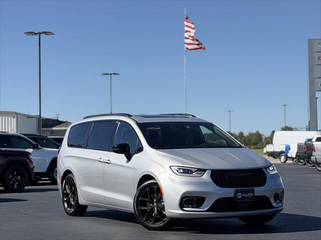 2026 Chrysler Pacifica PACIFICA SELECT