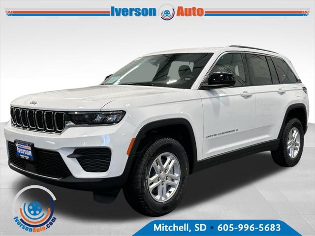2025 Jeep Grand Cherokee GRAND CHEROKEE LAREDO 4X4