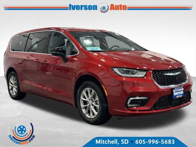 2026 Chrysler Pacifica PACIFICA SELECT AWD