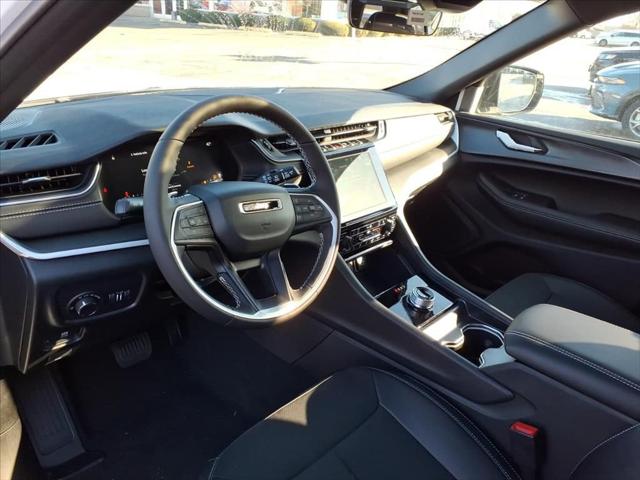 2025 Jeep Grand Cherokee Altitude X 4x4