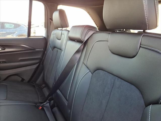 2025 Jeep Grand Cherokee Altitude X 4x4