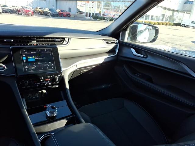 2025 Jeep Grand Cherokee Altitude X 4x4