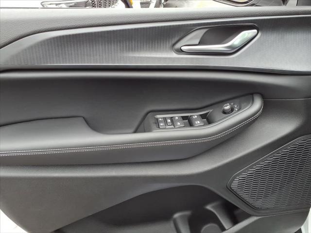 2025 Jeep Grand Cherokee Altitude X 4x4