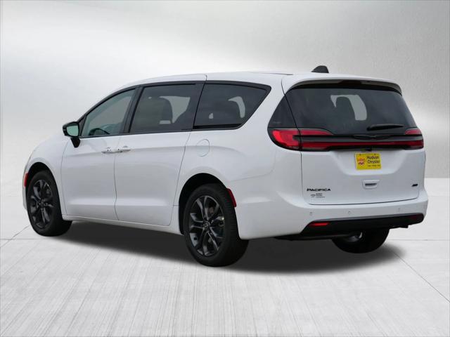 2026 Chrysler Pacifica Select AWD