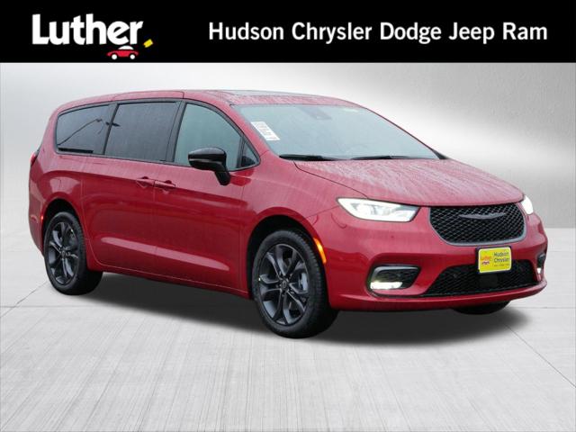 2026 Chrysler Pacifica PACIFICA SELECT AWD