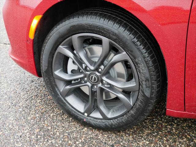 2026 Chrysler Pacifica Select AWD