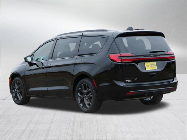 2026 Chrysler Pacifica Limited AWD