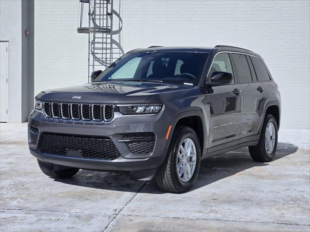2025 Jeep Grand Cherokee GRAND CHEROKEE LAREDO X 4X2
