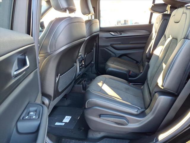 2025 Jeep Grand Cherokee Altitude X 4x4