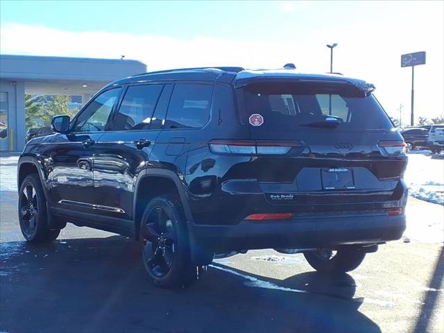 2025 Jeep Grand Cherokee Altitude X 4x4