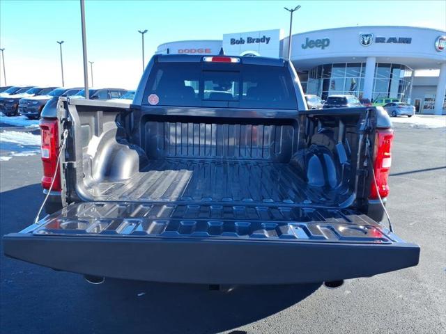 2026 Ram 1500 Big Horn Crew Cab 4x4 5'7" Box