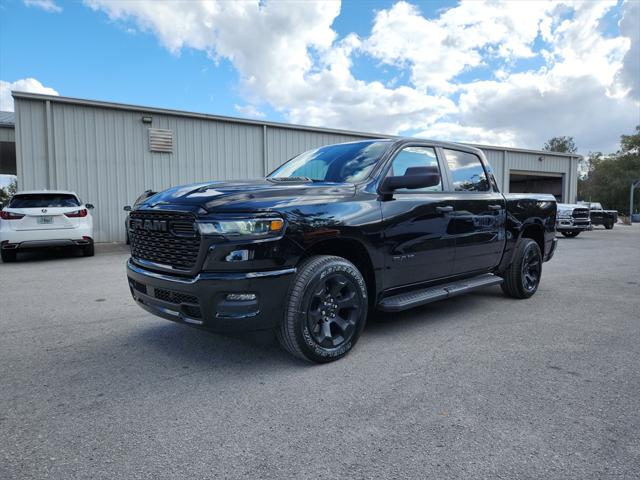 2026 RAM Ram 1500 RAM 1500 EXPRESS CREW CAB 4X4 57 BOX