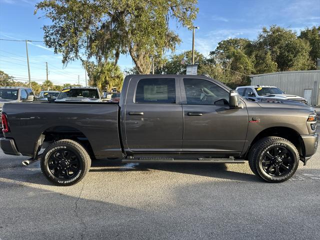 2026 RAM Ram 2500 RAM 2500 BLACK EXPRESS CREW CAB 4X4 64 BOX