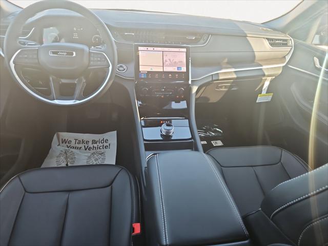 2025 Jeep Grand Cherokee GRAND CHEROKEE L LIMITED 4X2