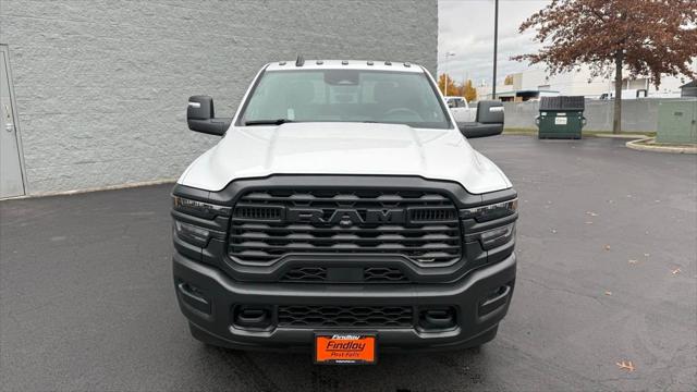 2026 RAM Ram 3500 Chassis Cab RAM 3500 TRADESMAN CREW CAB CHASSIS 4X4 60 CA