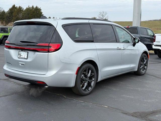 2026 Chrysler Pacifica PACIFICA SELECT