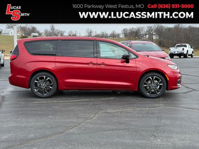 2026 Chrysler Pacifica PACIFICA SELECT